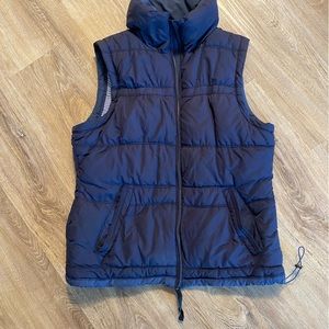 American Eagle navy blue vest